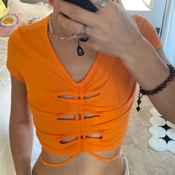 ORANGE CUTOUT TIE TEE - Picture 3 of 5